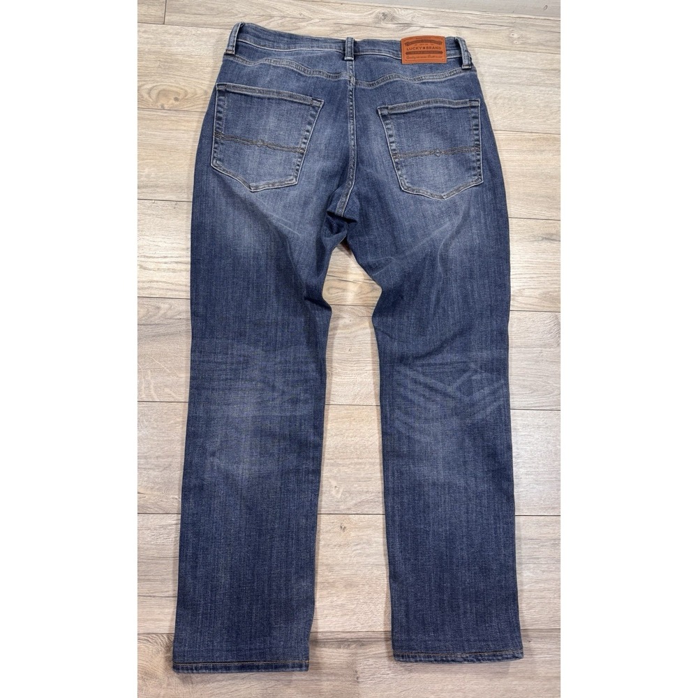 Lucky Brand 410 Straight Jeans Mens 32x32 Blue Medium Wash Denim 5-Pocket Casual - Picture 1 of 11